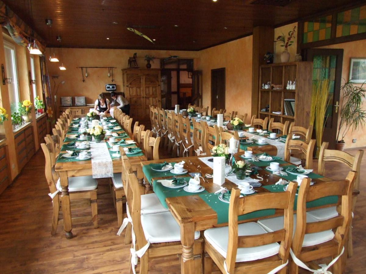 弗尔斯特豪斯酒店 Volkesfeld 外观 照片